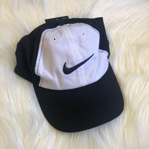 Adult Unisex Nike Aerobill Hat